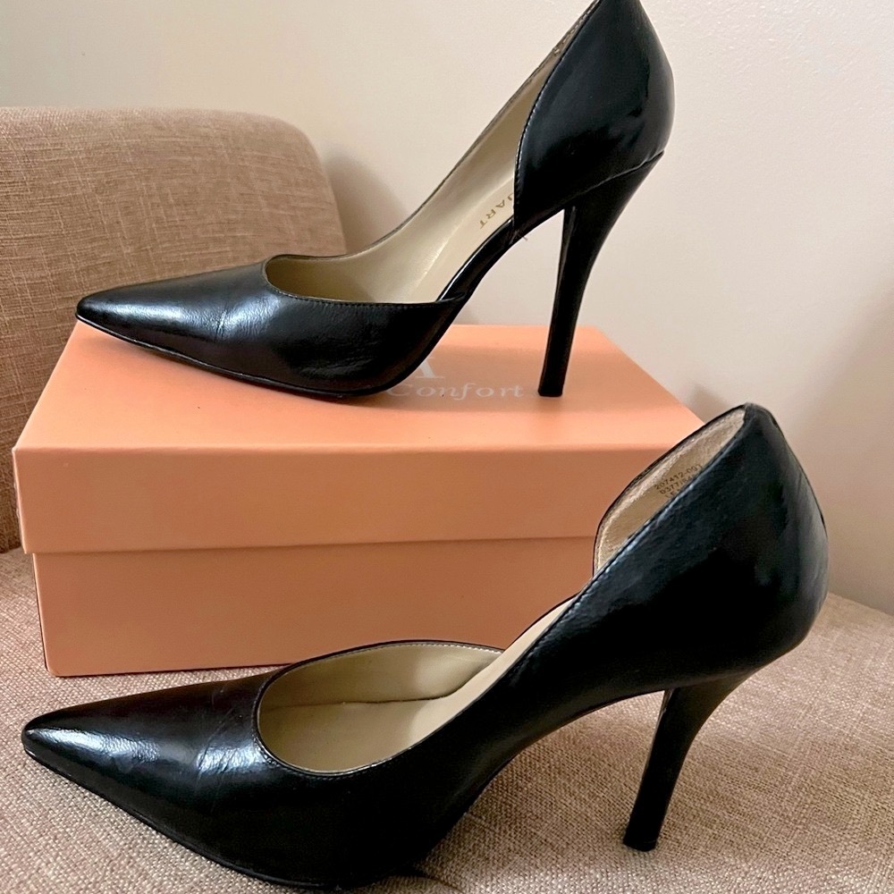 Colin Stuart Black Stilettos - Picture 3 of 4